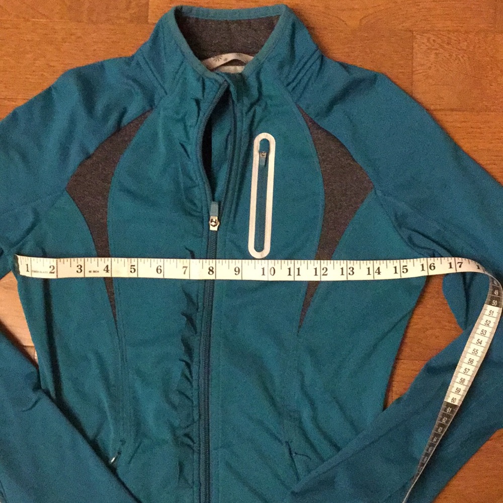 💕Athleta Reflective Prevail Jacket/Coat💕 - Picture 10 of 14